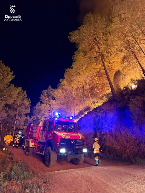 Incendio Vall d'Uixó bomberos 290726