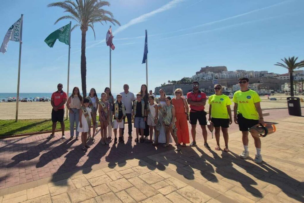 Peñíscola exhibe más de 30 distintivos de calidad en sus playas y espacios naturales