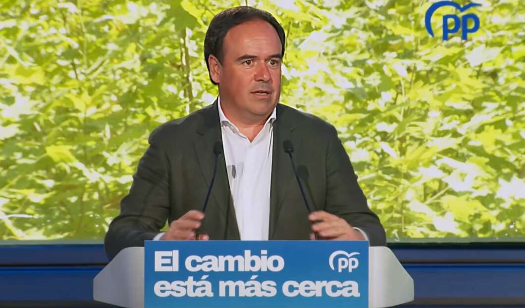 El presidente Pérez Llorca en el II Foro Nacional de Diputaciones del PP