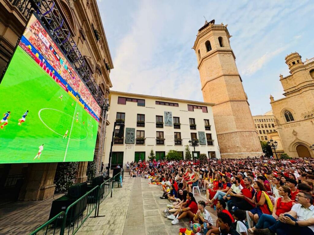 plaza mayor españa francia 140726
