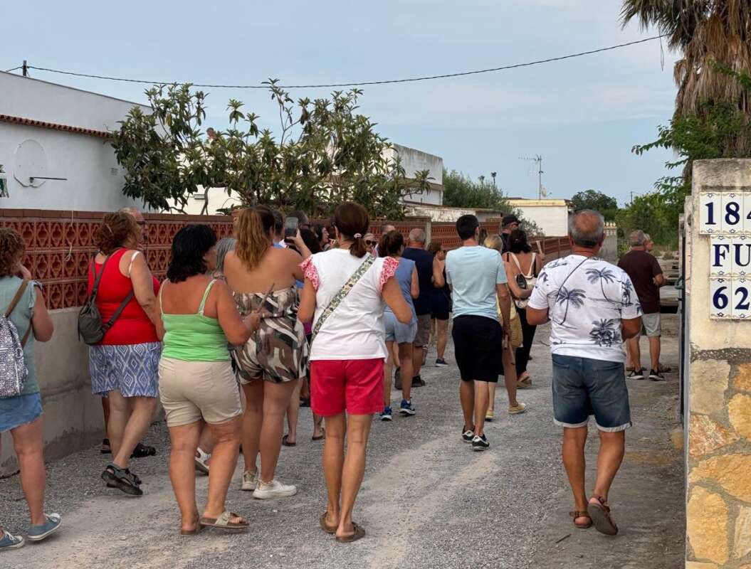 Cacerolada de los vecinos de la marjalería contra los ocupas 2026