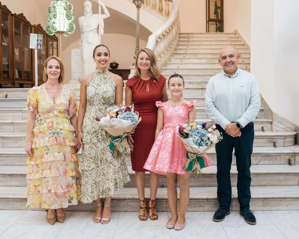 recepción oficial reinas de las fiestas 2027