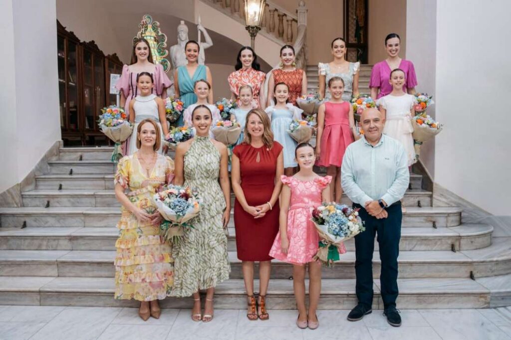 recepción oficial reinas y damas de las fiestas 2027