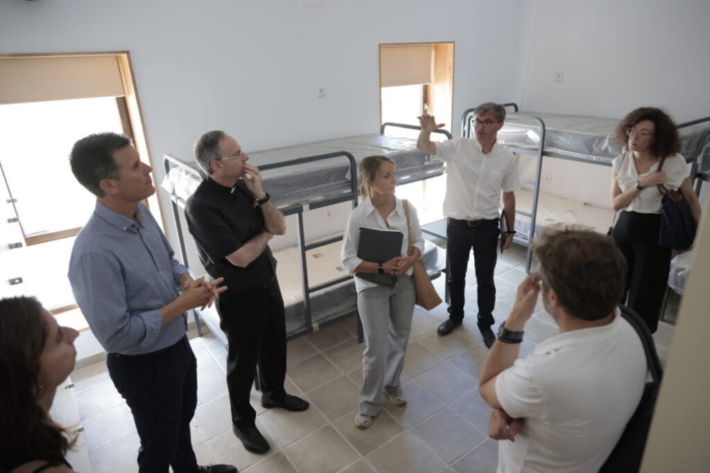 Las instituciones coordinan los últimos trabajos para dotar al Santuario de agua, electricidad y fibra óptica antes de culminar su rehabilitación
