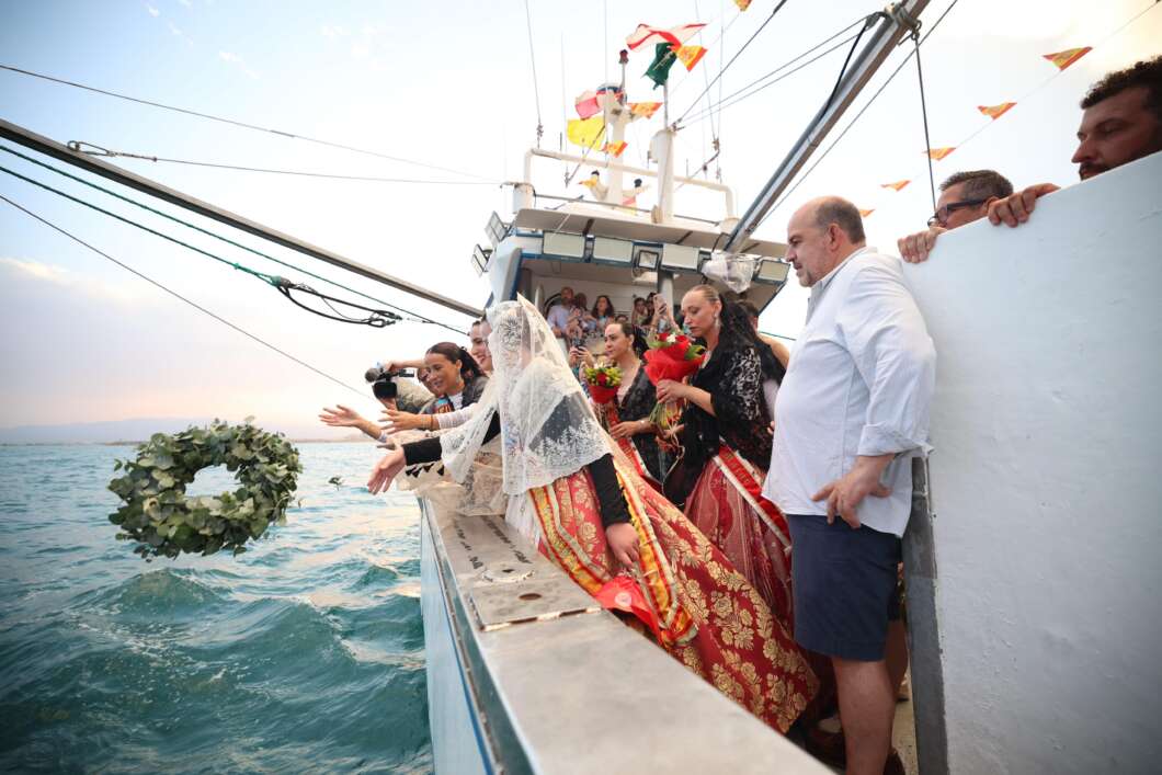 Burriana celebra la festivitat de la Mare de Déu del Carme amb la tradicional processó marinera