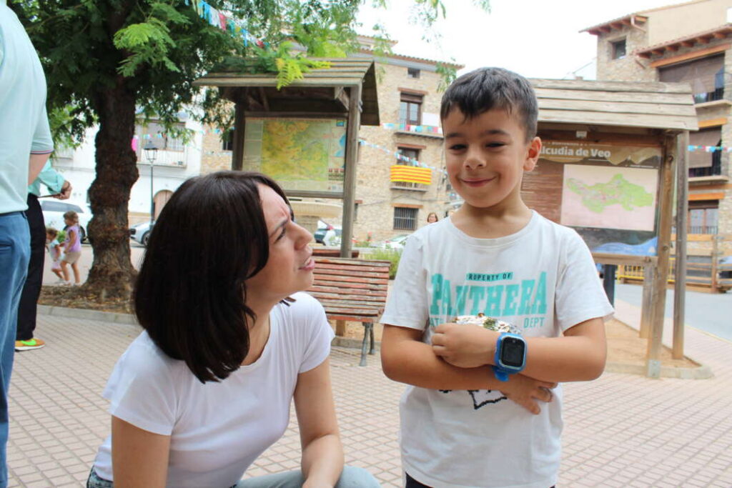 Diana Morant visita l’Alcúdia de Veo després de l’incendi de la Vall d’Uixó