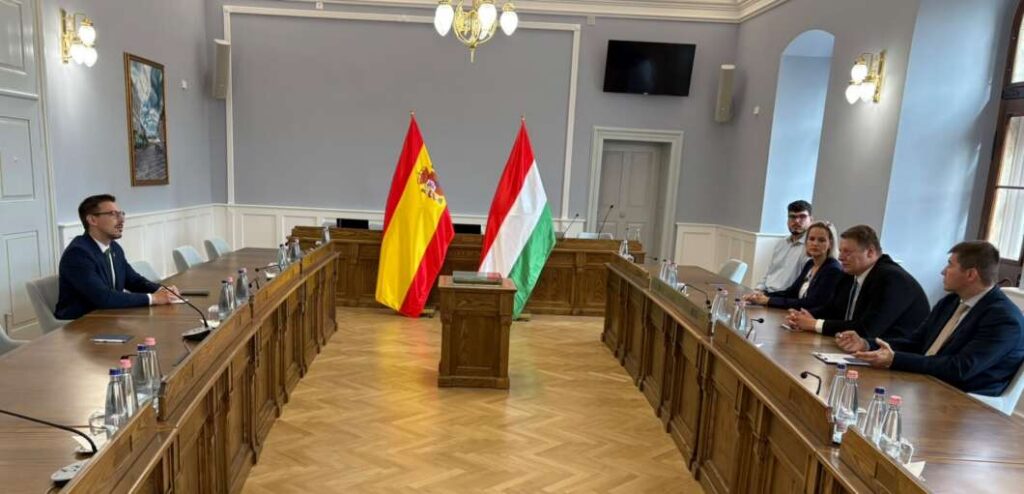 Castellón y Esztergom refuerzan su vínculo histórico
