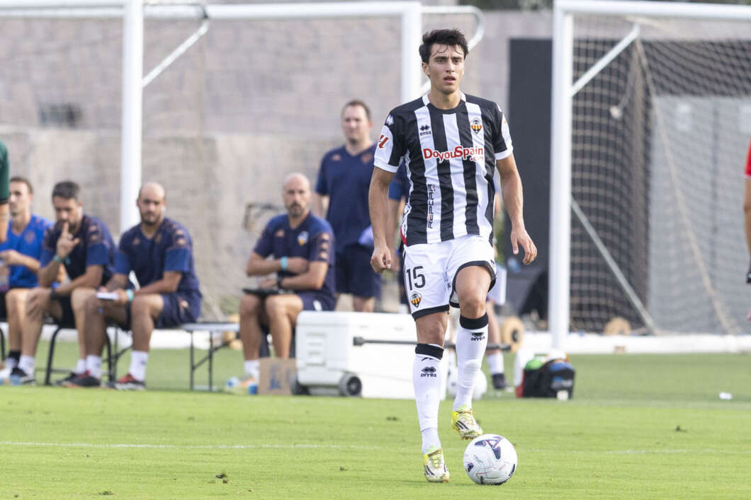 CD Castellón: José Albert se marcha cedido al Zamora CF para consolidar su crecimiento