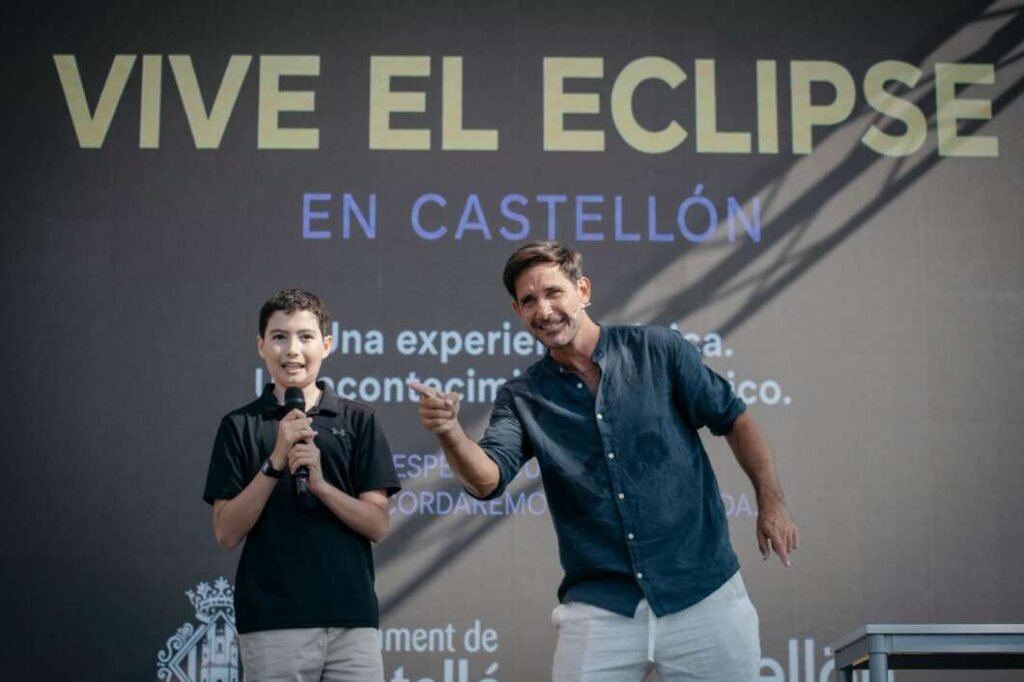 Javier Santaolalla. Actividades previas al eclipse de Castellón