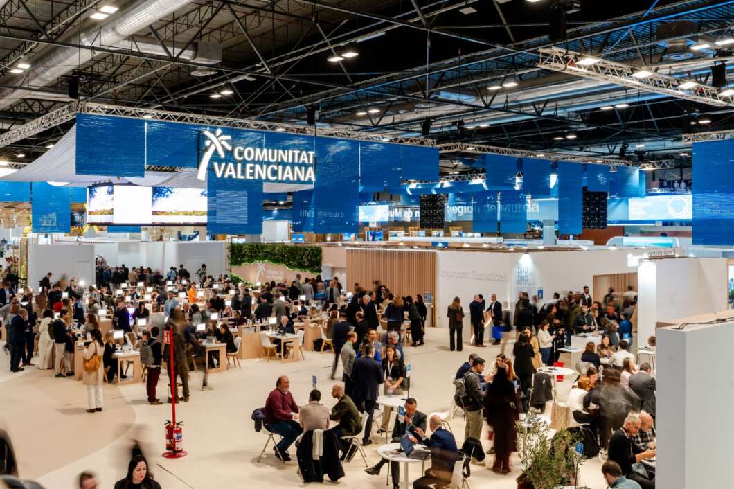 estand de gva en feria de turismo