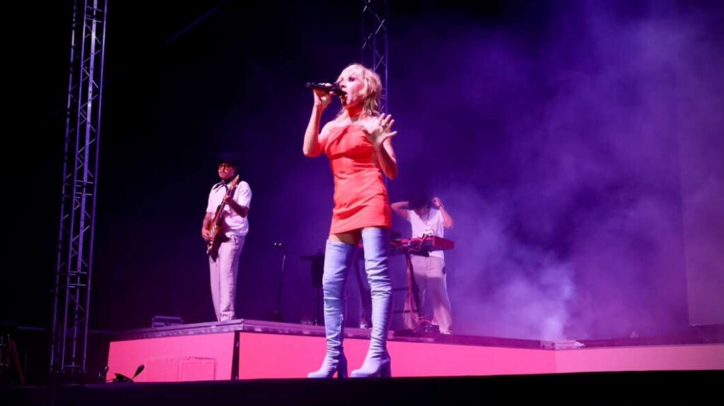 Ana Torroja llena el Recinto Multiusos de Onda