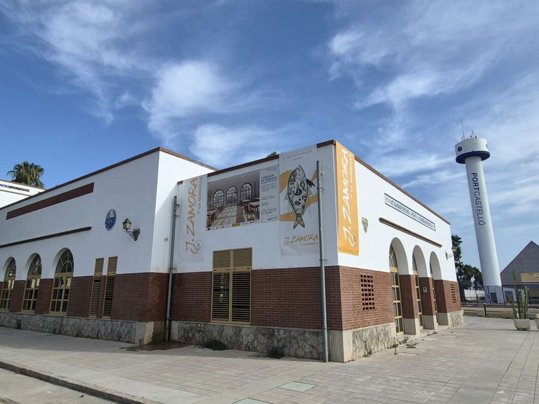 La actuación mejora la eficiencia energética del edificio histórico con una planta fotovoltaica de 27 kWp para autoconsumo y nuevas instalaciones