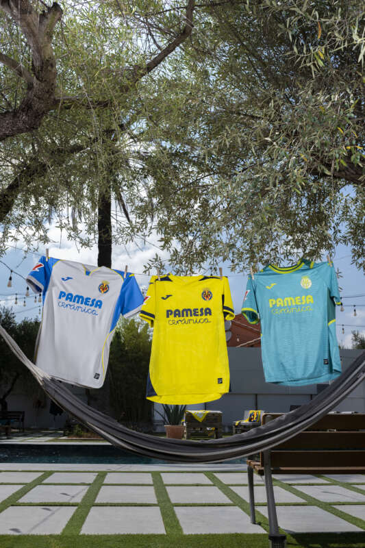 El Villarreal CF presenta la tercera equipació per a la temporada 2026/27