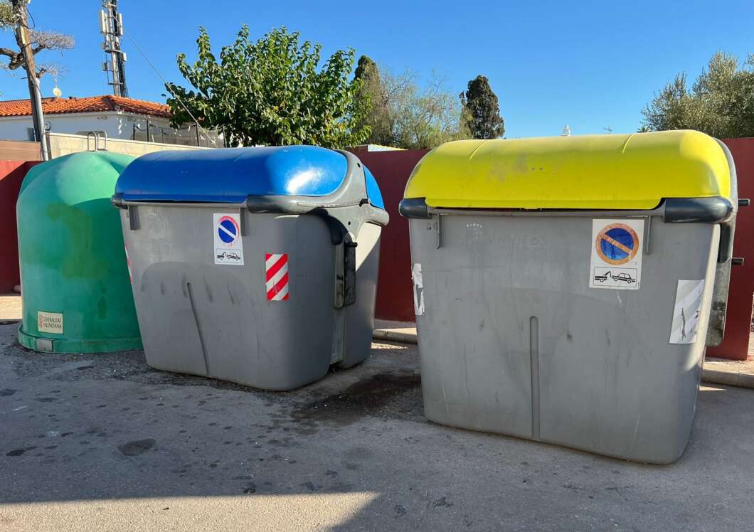 Vinaròs recoge más de 8.500 kilos de escombros de los contenedores