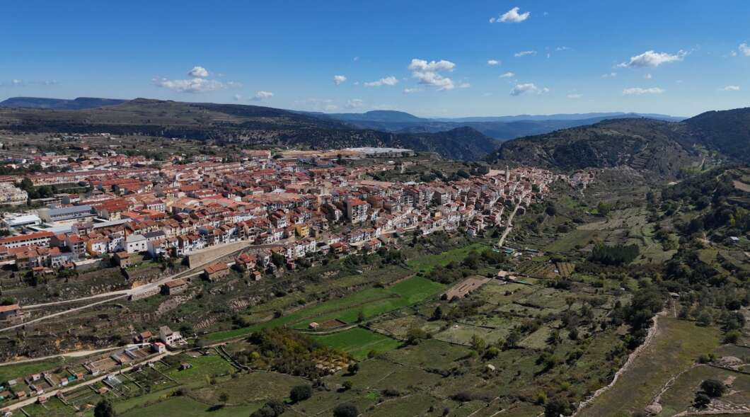 Vilafranca incorpora noves faroles solars al carrer Riu de les Truites