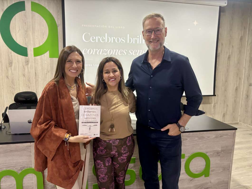 Almassora presenta el nou llibre de Nerea López sobre altes capacitats