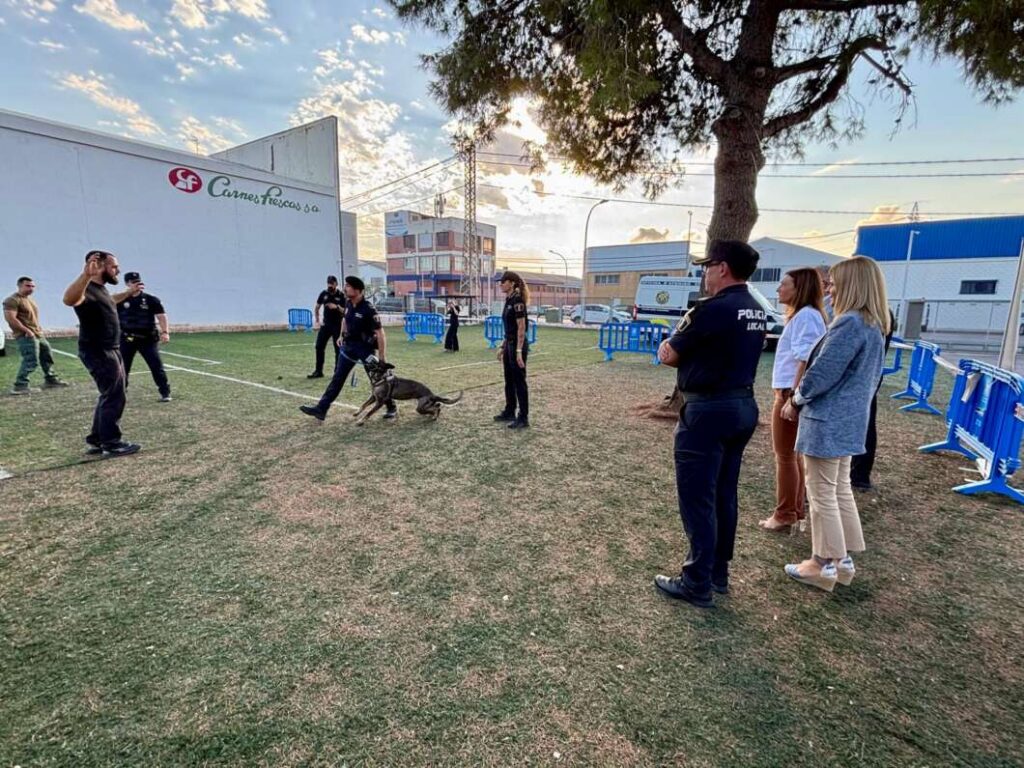 Almassora ajuda Orpesa a posar en marxa la seua Unitat Canina