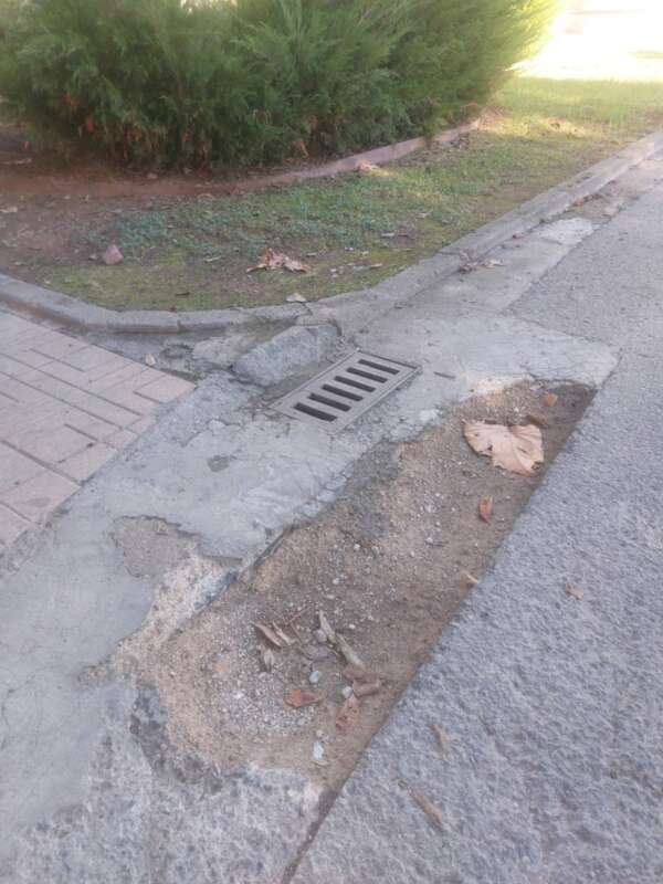 El PSPV denuncia brutícia i desperfectes a Castelló