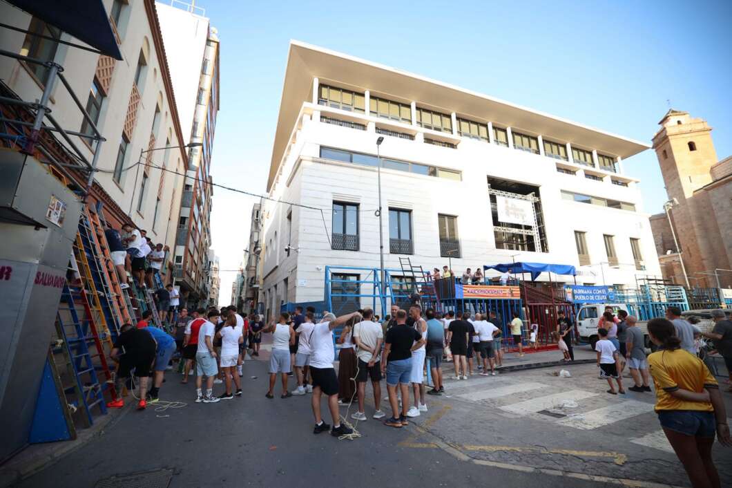 Burriana ultima la preparació dels festejos taurins de la Misericòrdia
