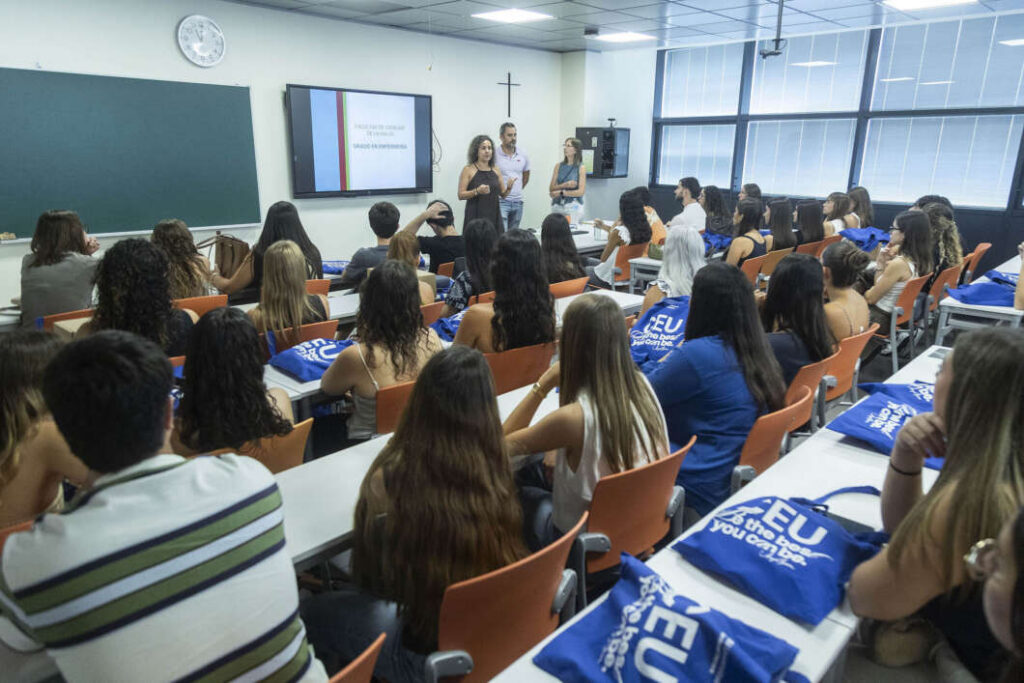 El CEU de Castellón da la bienvenida a más de 350 nuevos estudiantes