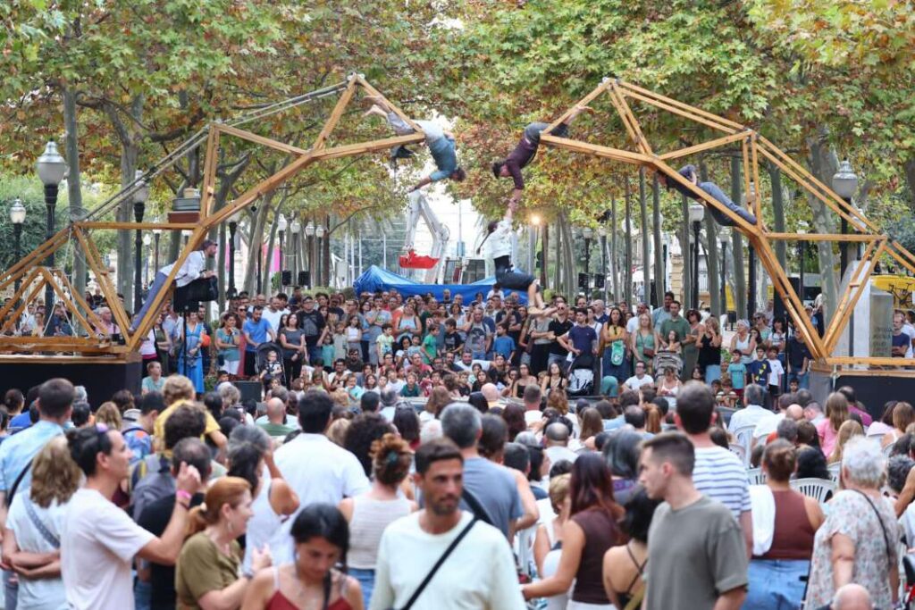 Más de 40.000 personas toman las calles de Castellón con el MUT! y el POT