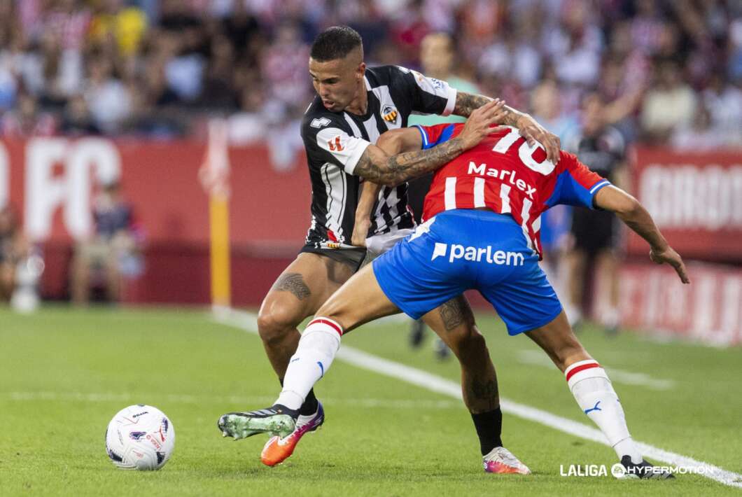 El CD Castellón ultima su preparación en Castalia para blindar el liderato frente al CD Tenerife