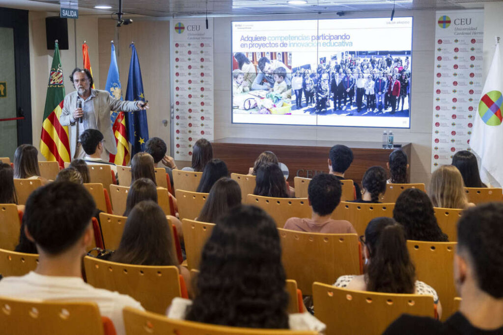 El CEU de Castellón da la bienvenida a más de 350 nuevos estudiantes