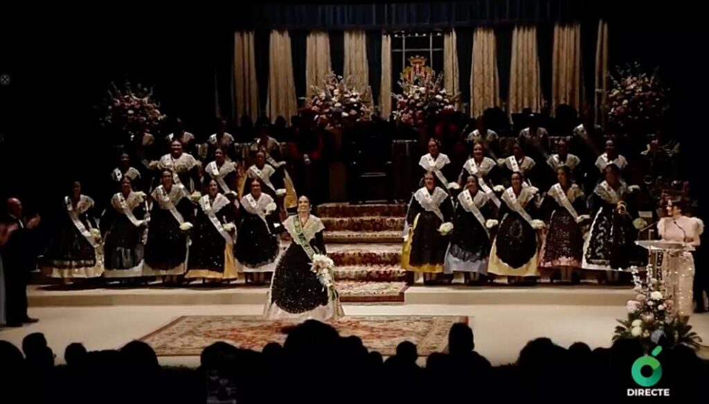 Imposición de Bandas María Collados