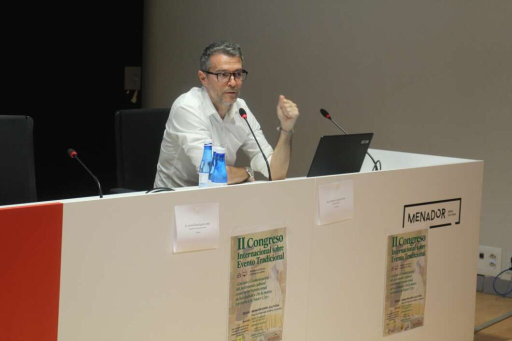 adComunica reúne en Castellón a expertos para analizar el valor de las tradiciones