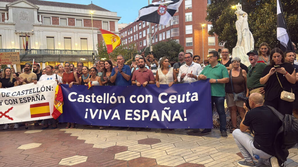 Castellón se moviliza en apoyo a Ceuta. Plaza Mª Agustina
