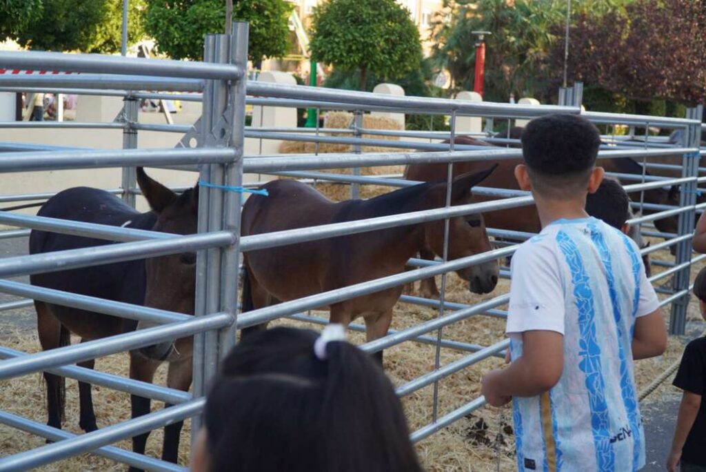 Nules obri la 79a Fira de Ramaderia i Maquinària Agrícola