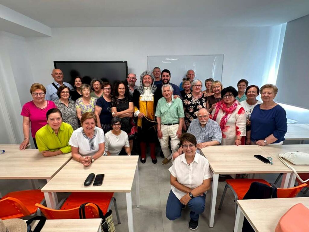 Nules recupera la UNED Sènior amb formació per a majors de 55 anys