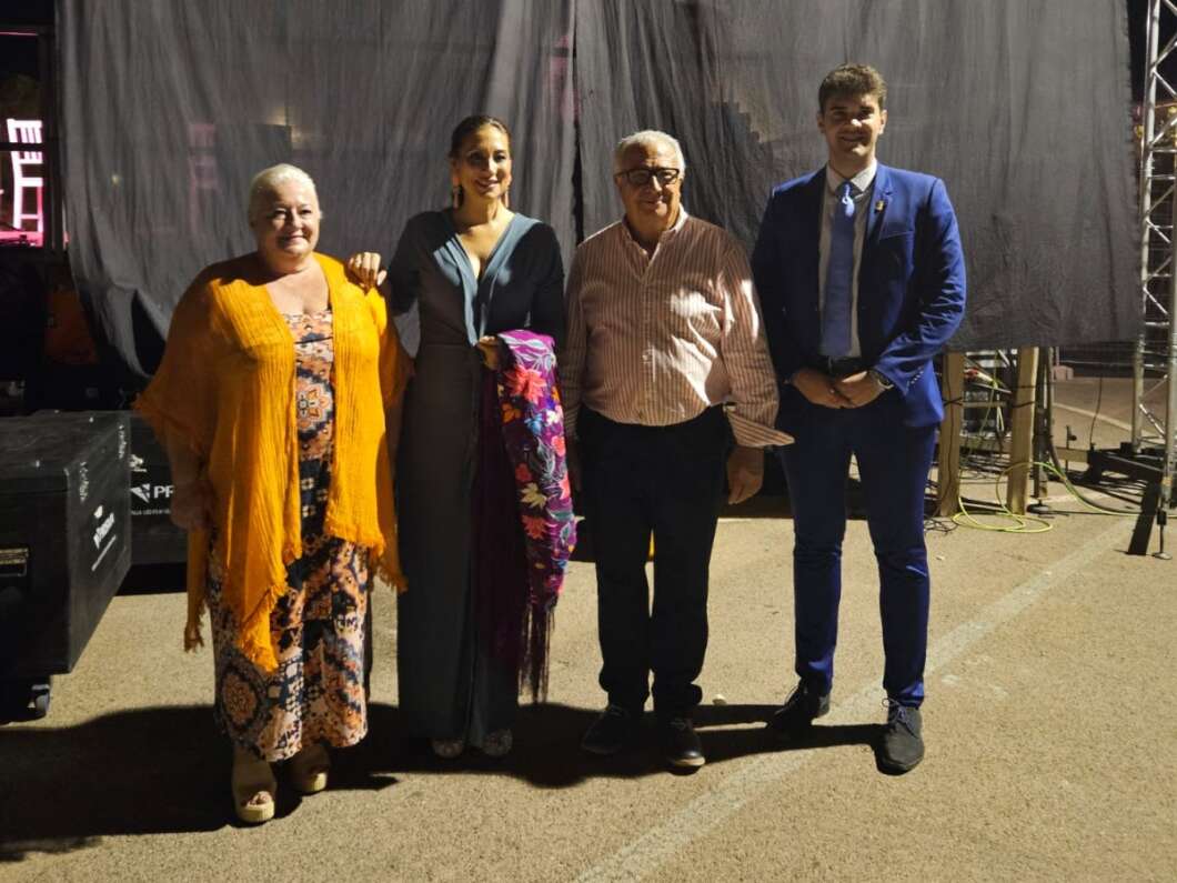 Oropesa, alcalde, vicealcaldesa y concejal de fiestas con marina heredia