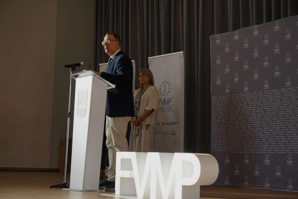 Vall d’Alba reúne a 600 personas en una feria para impulsar el empleo