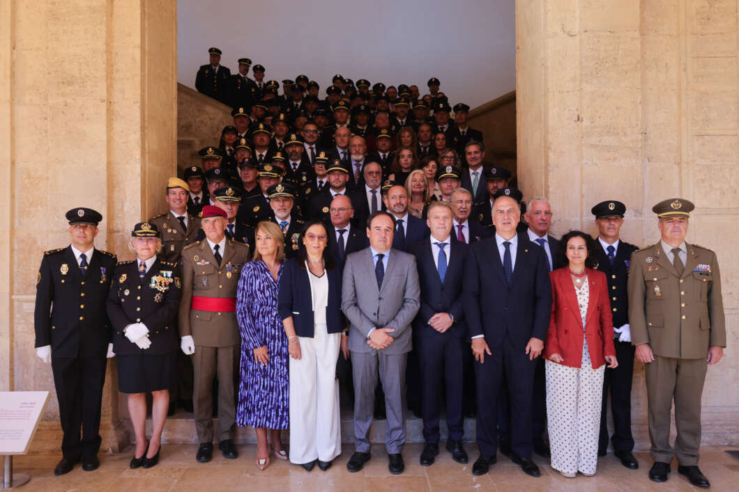 Pérez Llorca reclama completar la plantilla de la Policia de la Generalitat