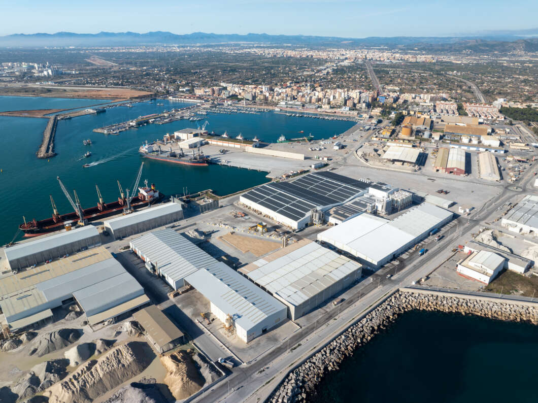 PortCastelló lidera el crecimiento de mercancías en España con un 48% más