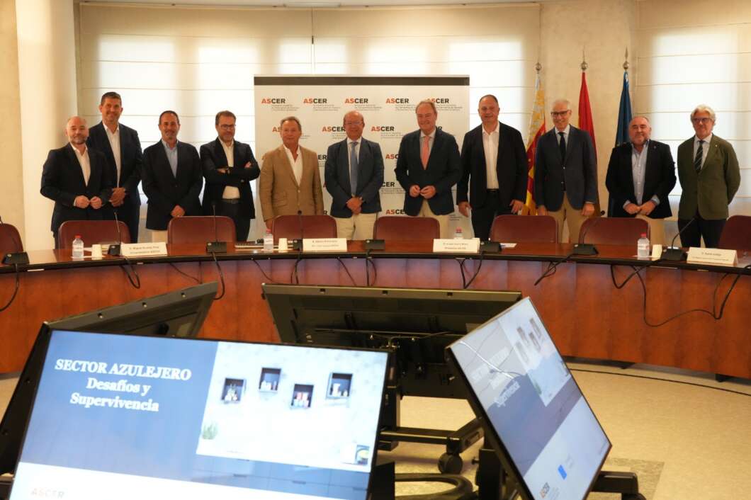 El PP de Castellón lleva a Europa las demandas de la industria cerámica