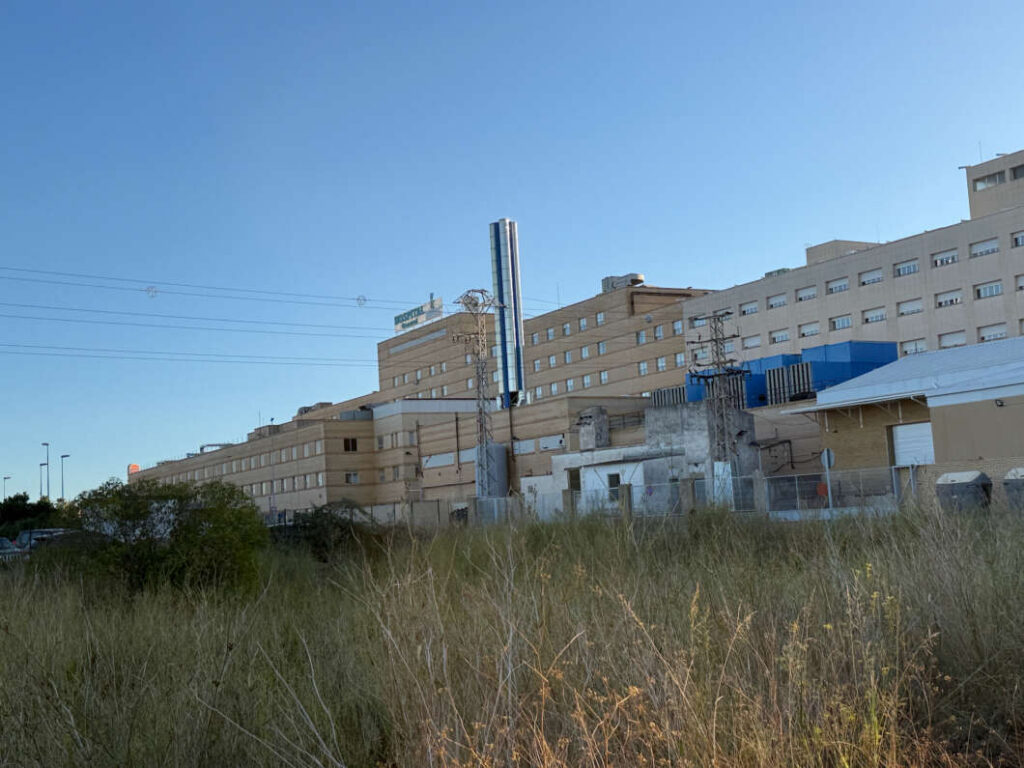 Visita de los terrenos del nuevo Hospital General