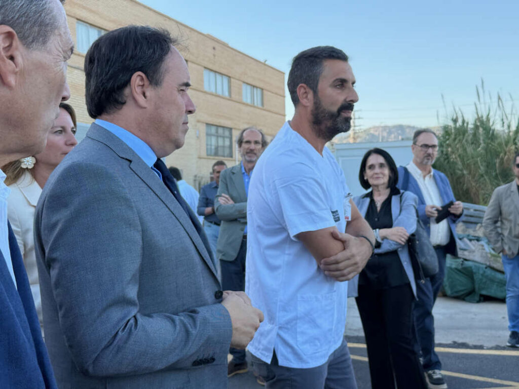 Visita de los terrenos del nuevo Hospital General