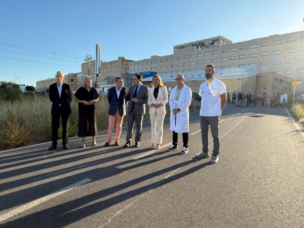 Visita de los terrenos del nuevo Hospital General