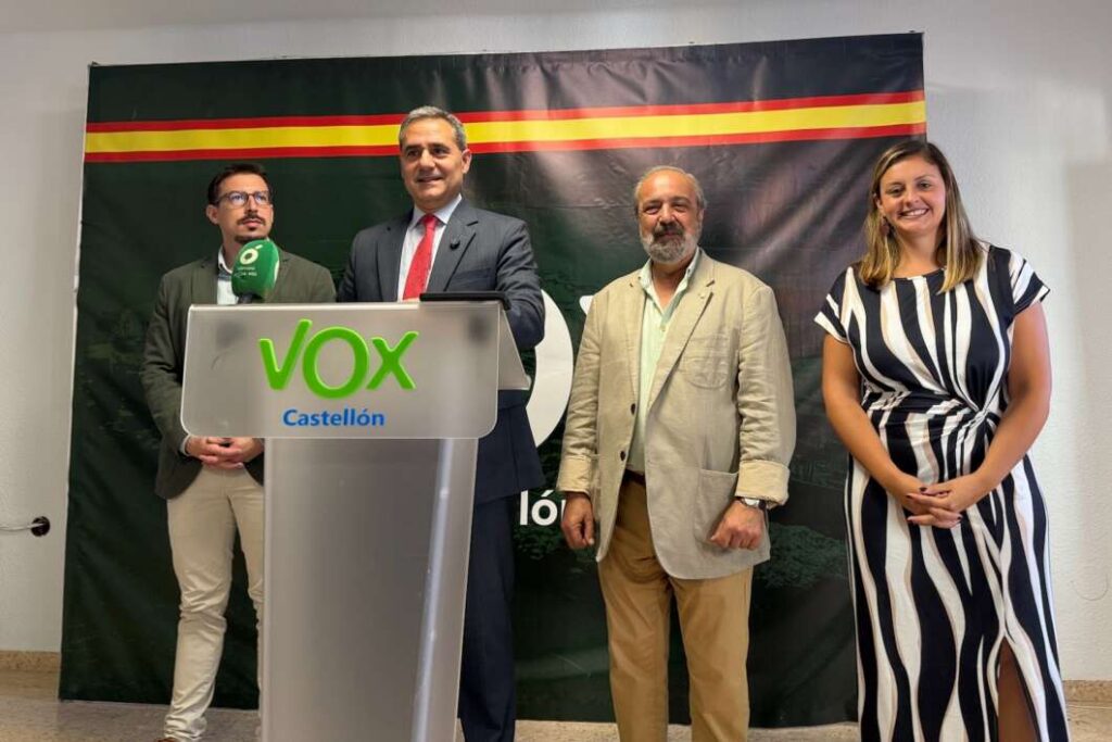 Ortolá marca distancias con el PP y mira a la Alcaldía