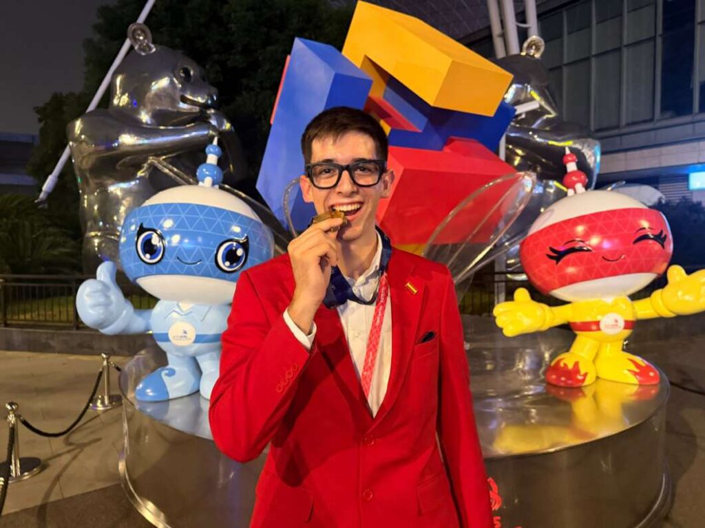 Eric Ballester triomfa en WorldSkills amb una Medalla a l’Excel·lència