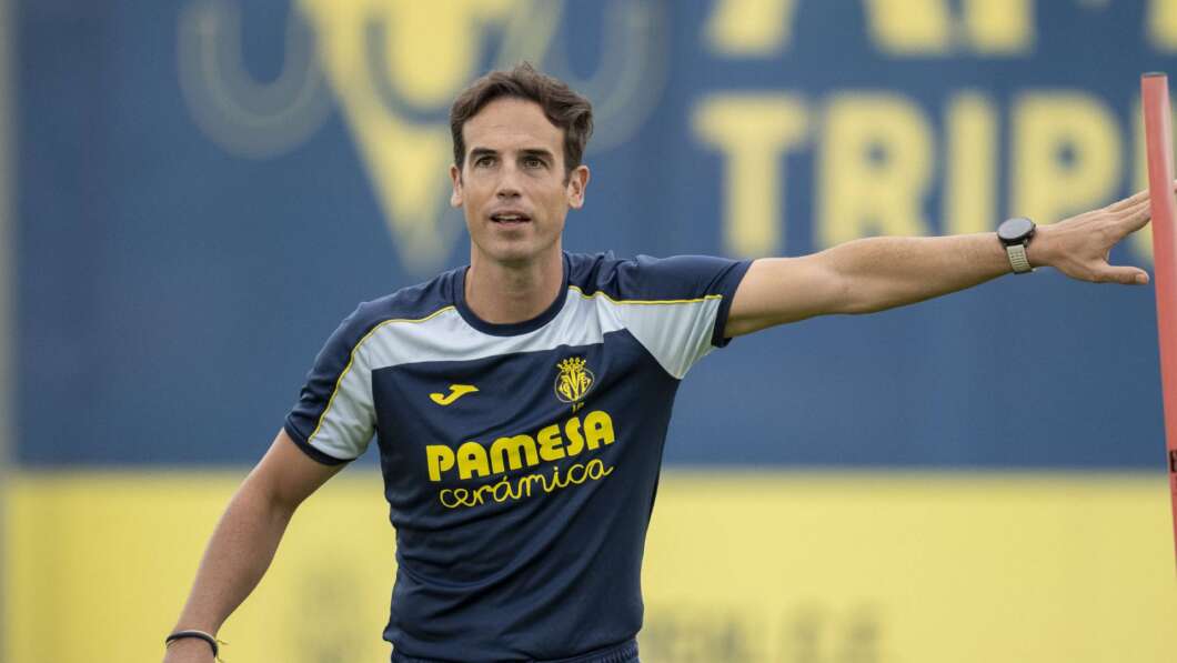 Iñigo López, entrenador, Villarreal CF,