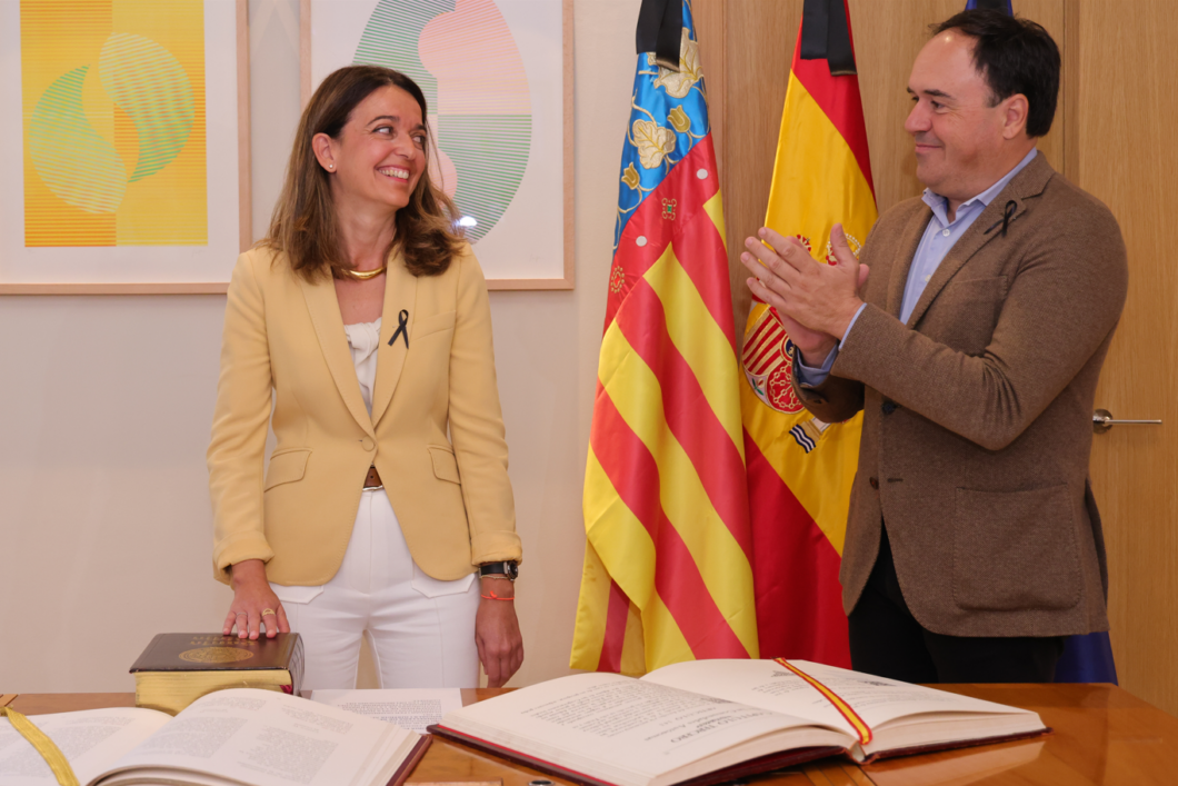 Juanfran Perez Llorca, toma posesion, Nuria Martínez,