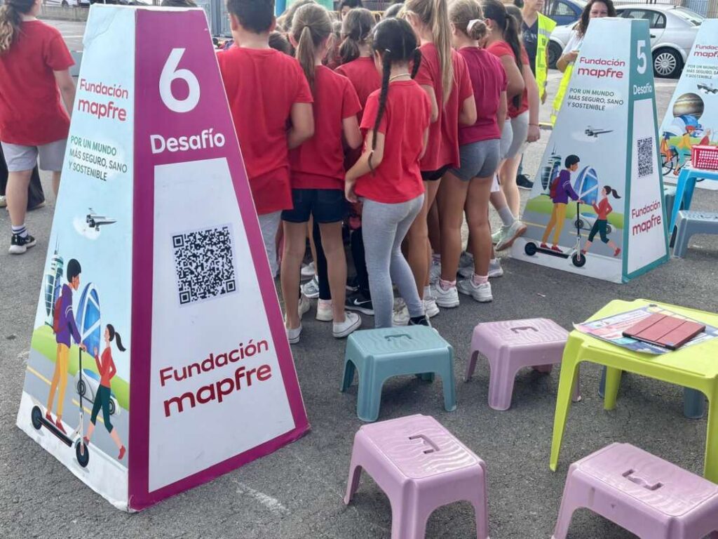 Almassora acosta l’educació viària als escolars amb una caravana interactiva