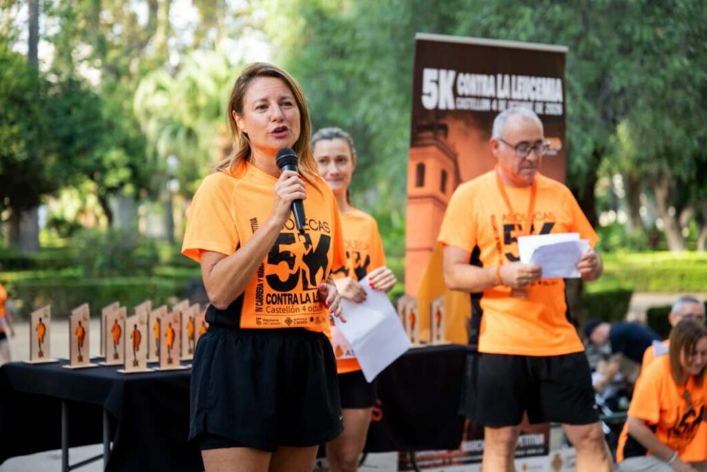 Más de 1.000 personas salen a la calle en Castellón contra la leucemia