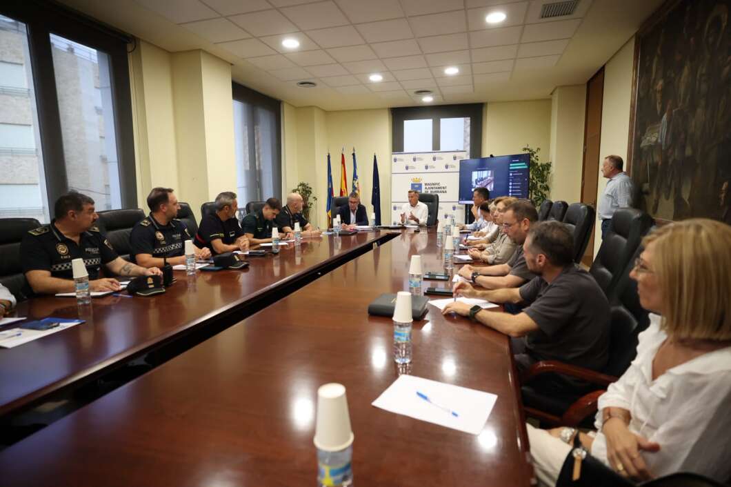 La provincia se blinda ante el temporal: cierres, clases suspendidas y dispositivos de emergencia