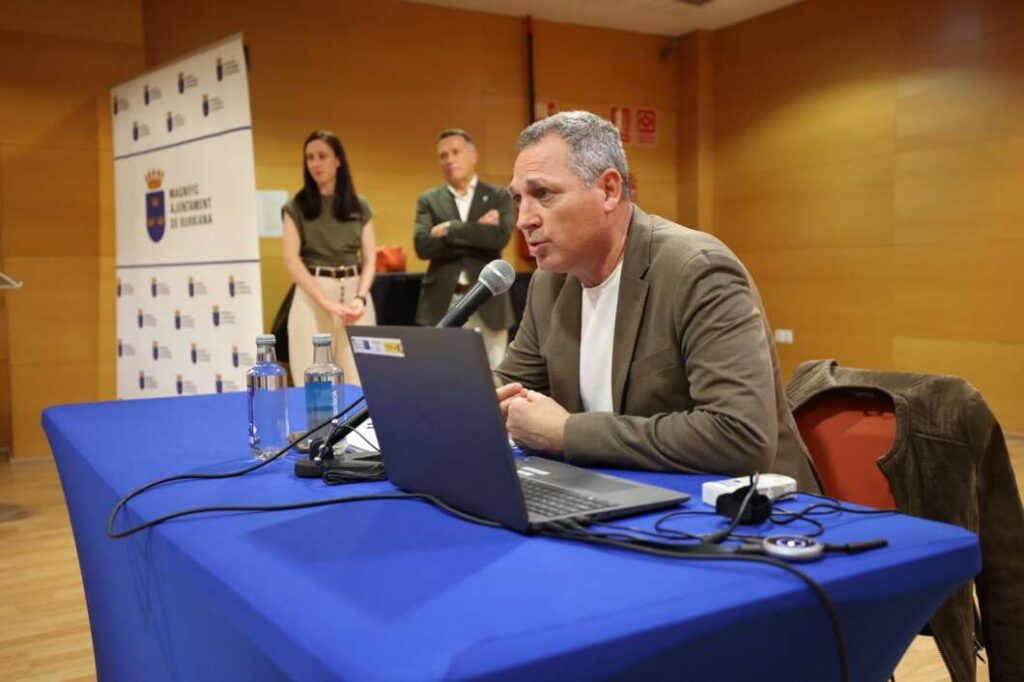 Burriana explica el nou reglament de bous al carrer