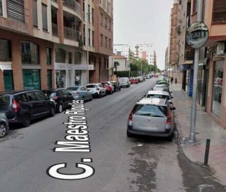 Un obrero de 43 años resulta herido tras caer de un andamio en Castellón