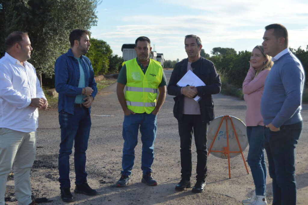 Vila-real i les Alqueries inverteixen 96.400 euros per a millorar un camí rural compartit